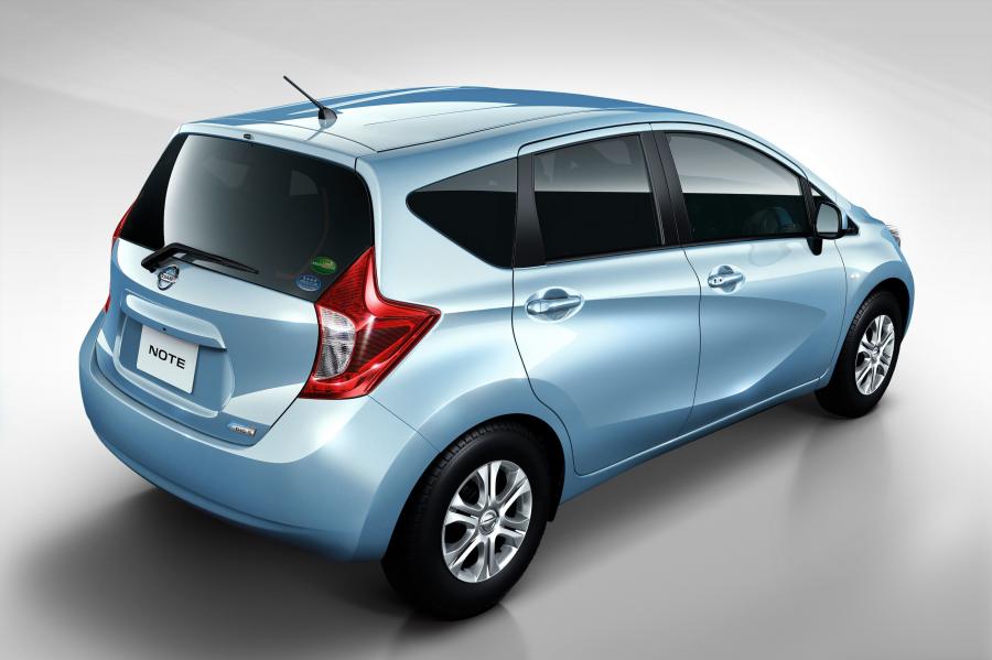  Nissan Note 2013 года  (фото 5 из 39)